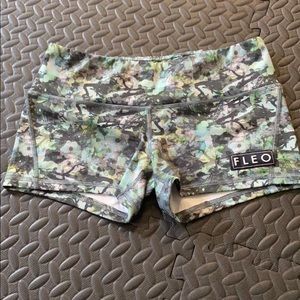 Fleo shorts